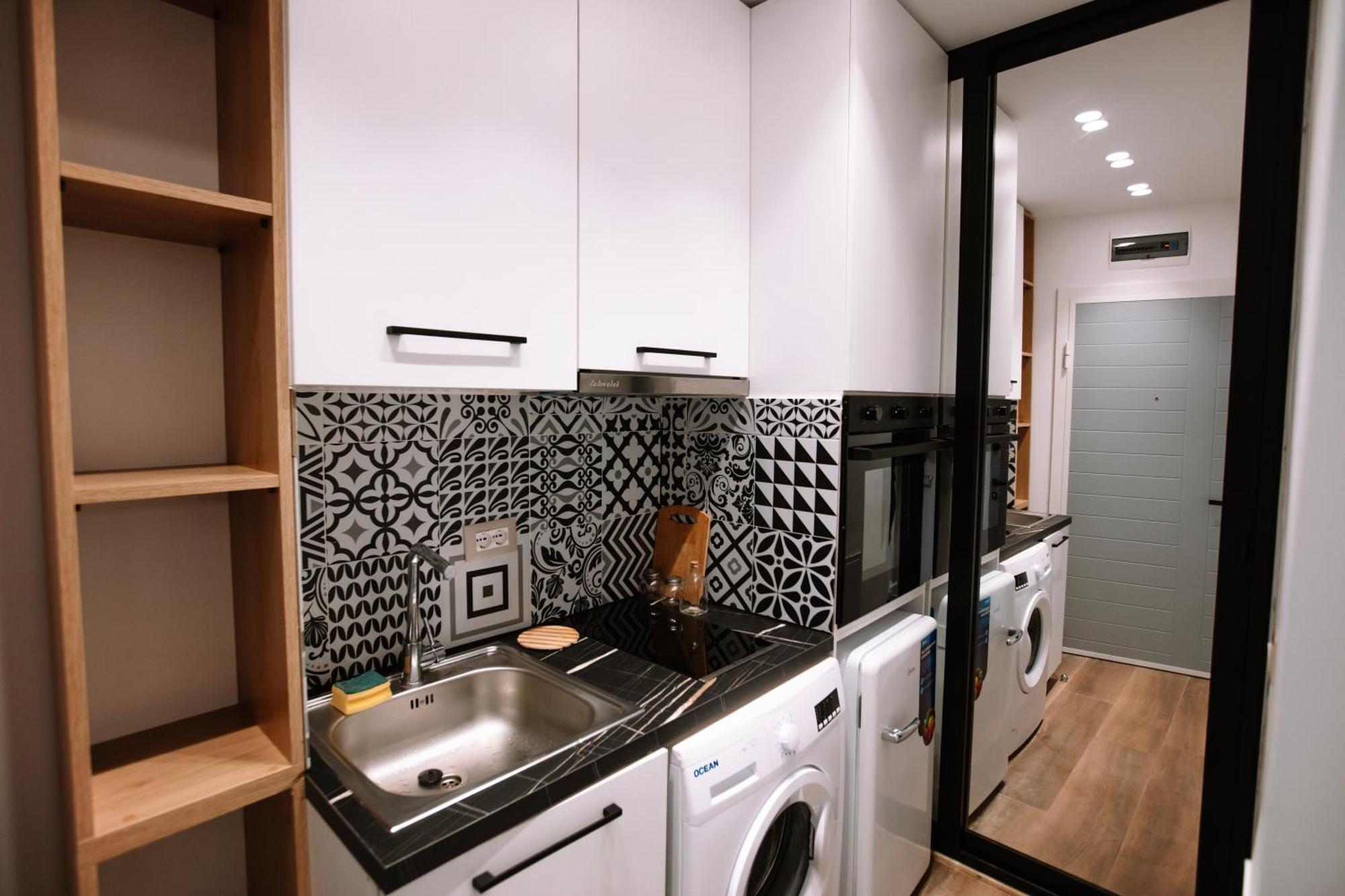 Barrikada Str Modern Apartments - The Nest 地拉那 外观 照片